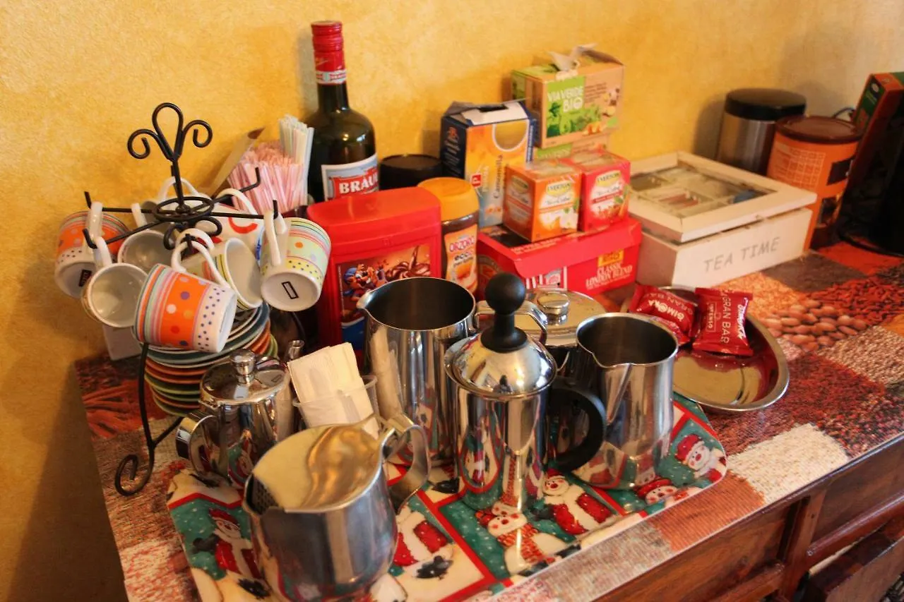 Bed & Breakfast B&B Villa Anita Bellano Italy