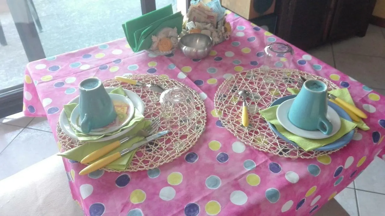 Bed & Breakfast B&B Villa Anita Bellano